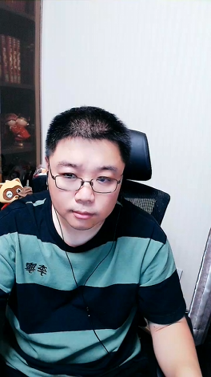 她扛旗天晓，YY头部电母！