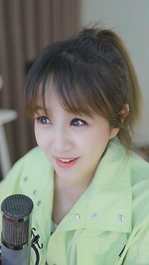 公会、众神豪大哥都希望文儿留YY