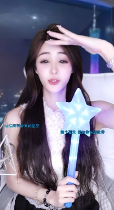 太强了！迪小新参战夺得2星头条