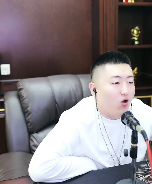 清平乐竟要吐槽小洲？什么情况