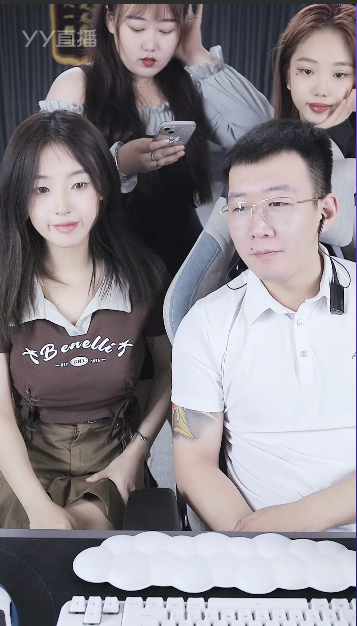 有错就认！小白龙毫无老板架子