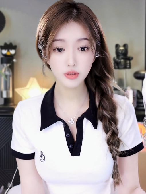 专心拉票！微凉怕被老板暴揍