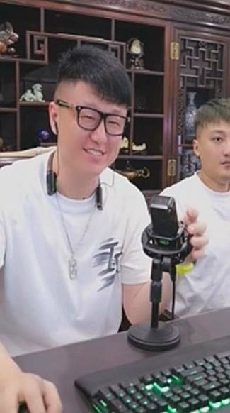 YY月报：0官宣梦莎，佛怒踢爱徒