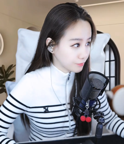 大哥上线！全7038主播躁动了