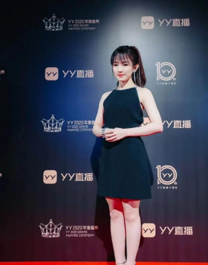 公会、众神豪大哥都希望文儿留YY