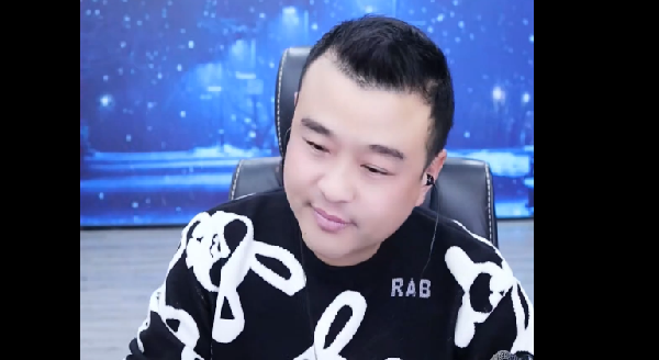 草率了！杨大爷被大衣哥击败