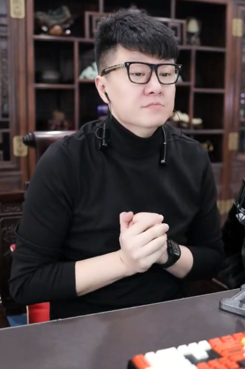 大佛隔空喊话文儿：你家主播太多了