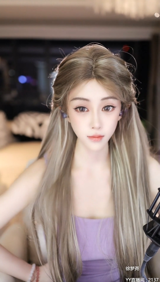 因名字结缘，徐子谦戏称“像儿子”