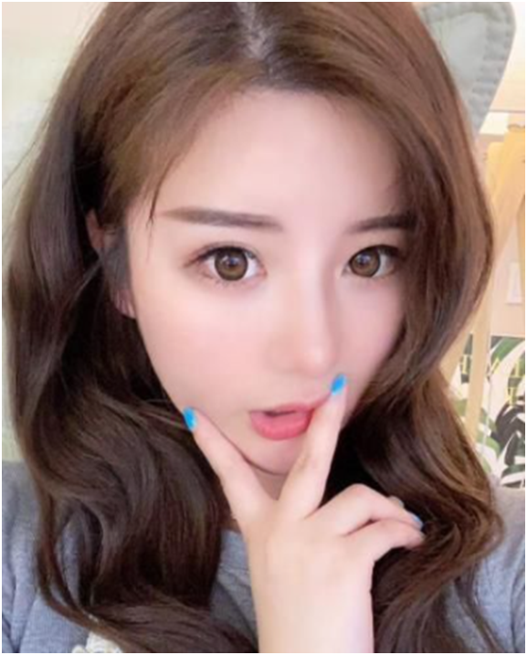 她依旧是国威的顶级电母