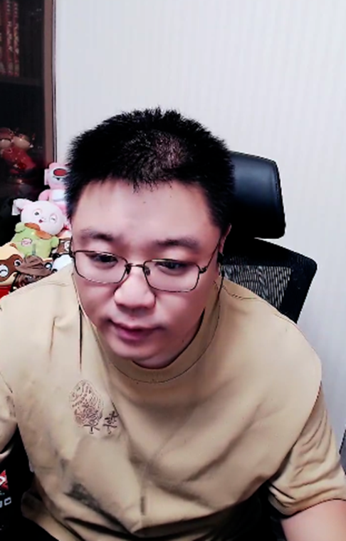 俊美旗下各个都是超吸金电母