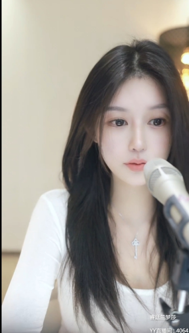 霸气！第一轮头条兰梦莎要了！