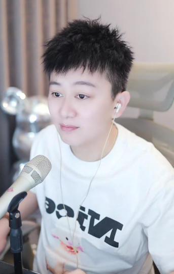 神豪虎啸山林上线，豪刷九情引关注