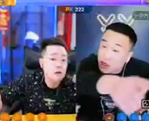 俩佛徒对喷，大佛怒骂并冻结！