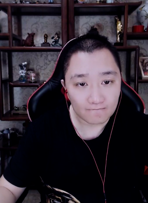 男脱冠军会是他？老毕大佛将争夺第三？