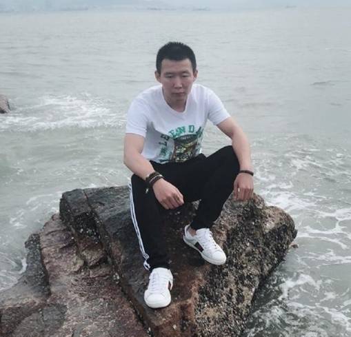 诺哥与公牛险动手，众主播劝架