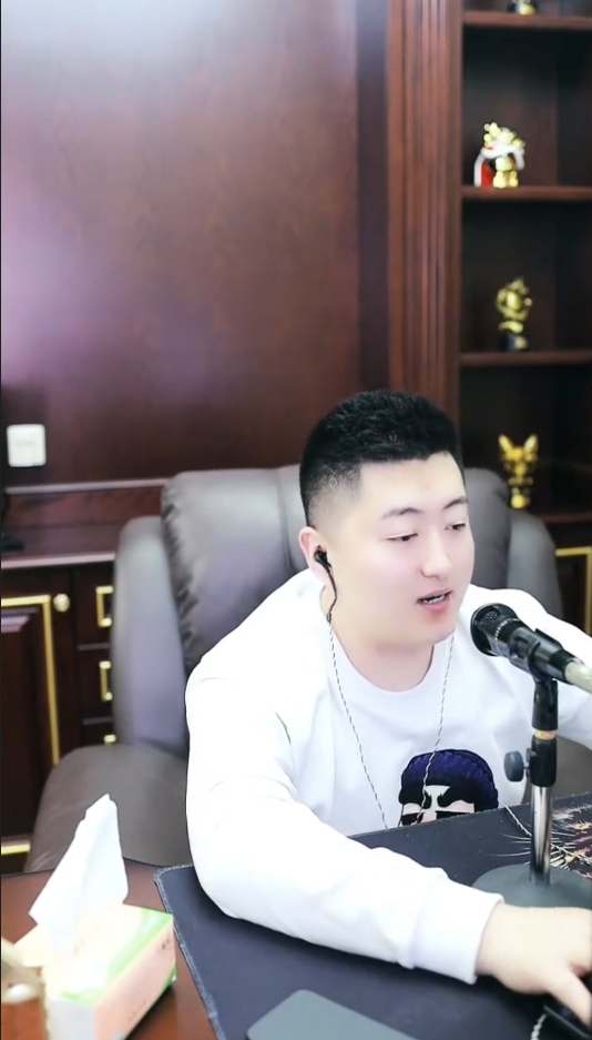 想吃菜！小洲放探子寻找子皿哥