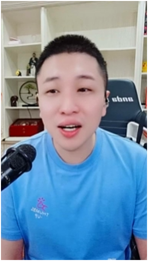 哲子赴长春买车，探戈哥请吃饭，送他LV