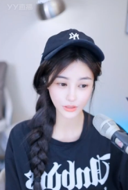 颁奖礼！这位大哥看望兰梦莎