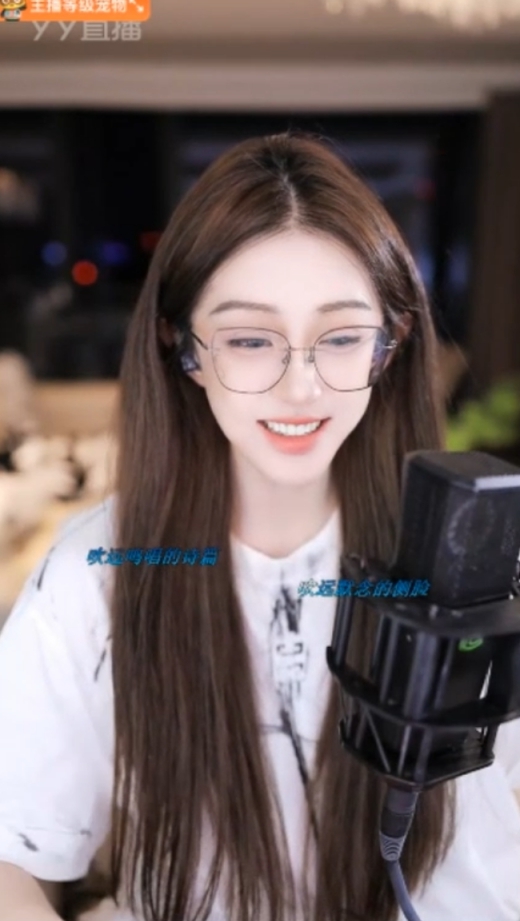 QJY无限神似徐梦尧，本人也险些认错