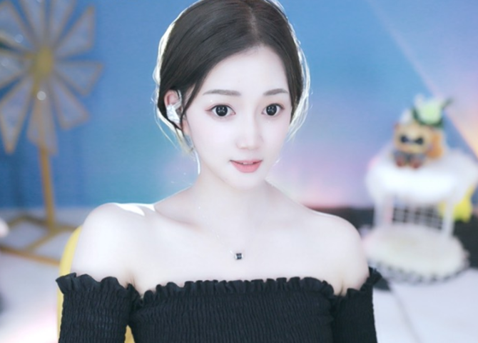 她是最吸金文徒，YY顶级电母