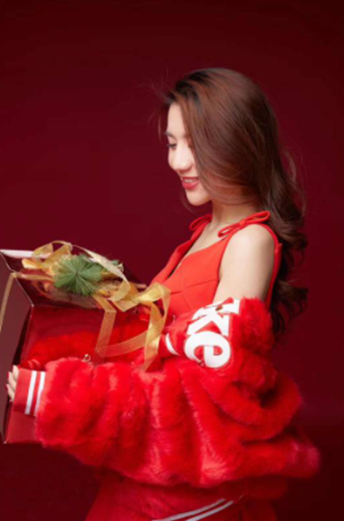 刘宥琳落泪宣布退出网络？