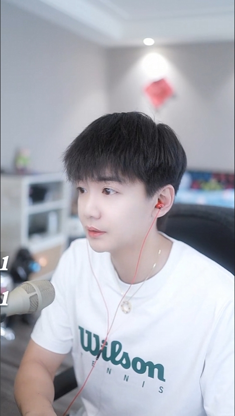 浅蓝回应到期去留：还不确定