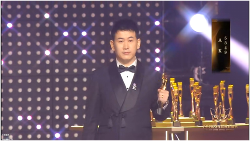 3连冠，浅蓝帅气登场，感谢众人！