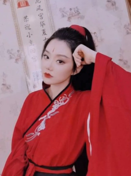 夏玲美联合小苹果做局小NONO？