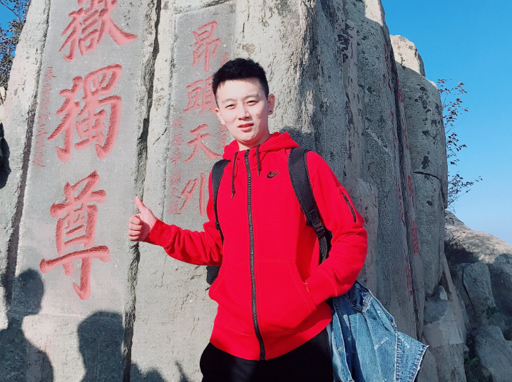 他自曝从未给大哥牵线介绍女主播
