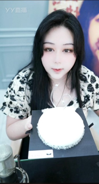 QJY生日有遗憾？没看到小哥哥