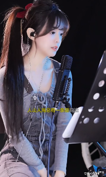 小小呵：神豪中大多消费的不是自己钱