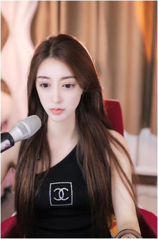 这位电母再度蓄电，新晋神豪力挺助大战团战