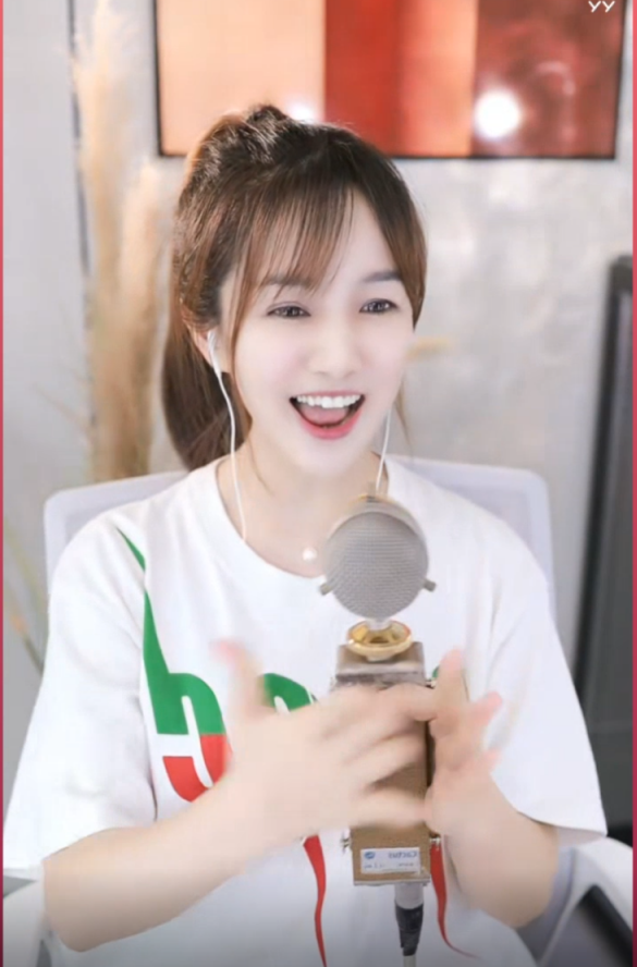 文儿新公司开播，以后稳定直播？