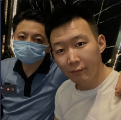 烟哥上线秒榜，小白龙泪目！