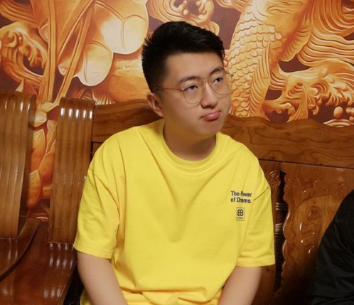 小洲回归开播，神豪清平乐秒榜