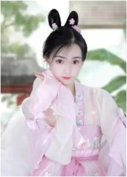 最强电母继续蓄电！