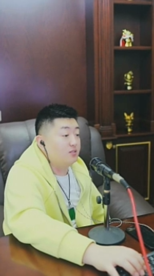 对芮甜甜无非分之想，小洲当朋友