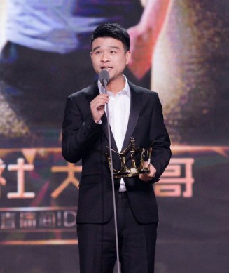 大衣哥：我要医药费！