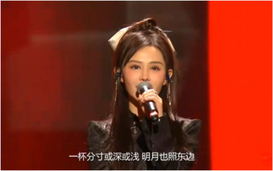 小热七素颜出镜，颜值真抗打！