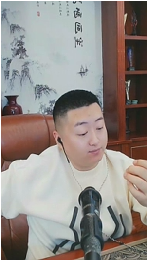 洲嫂首次见0哥，脸憋通红