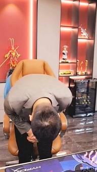 YY日报：钻石打冒烟，一手落了泪
