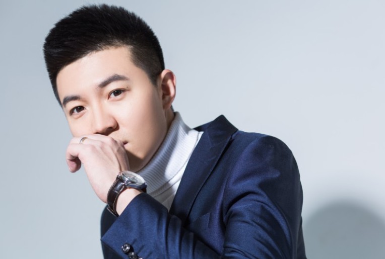 玄律这样聊小洲