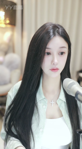 兰梦莎：感谢粉丝帮我呐喊助威