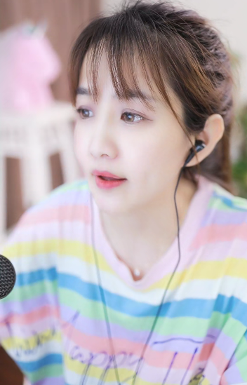 神豪不停留回归，文儿唱歌欢迎