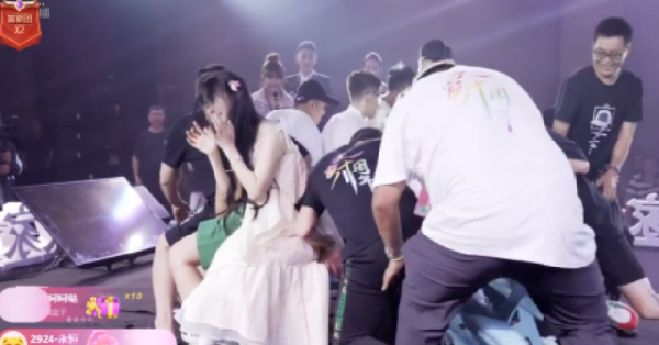 热闹，文儿10周年庆典牌面拉满！