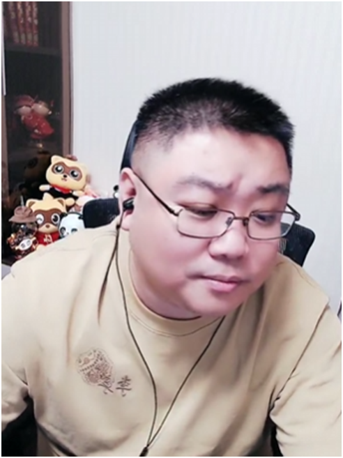 不愧是顶级电母，微凉从不缺神豪支持