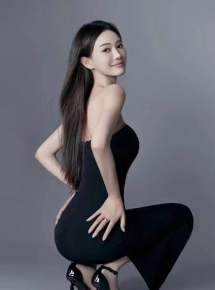 芮甜甜：老娘没钱，富婆人设全是外面谣言！
