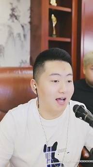 小洲吃饱了，夏天哥豪刷拦不住