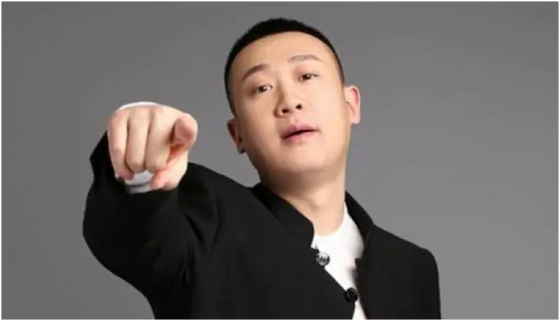 根本就没有要联合大傻宣一起圈阿童木，自己