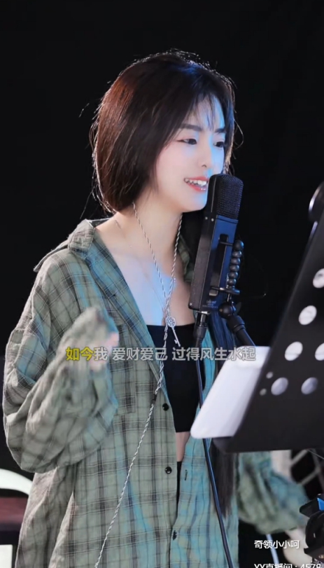 吃亏积累经验，底线就是不借钱！